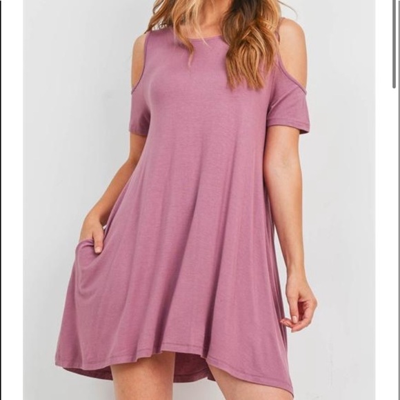 Cold shoulder swing dress - Picture 3 of 3